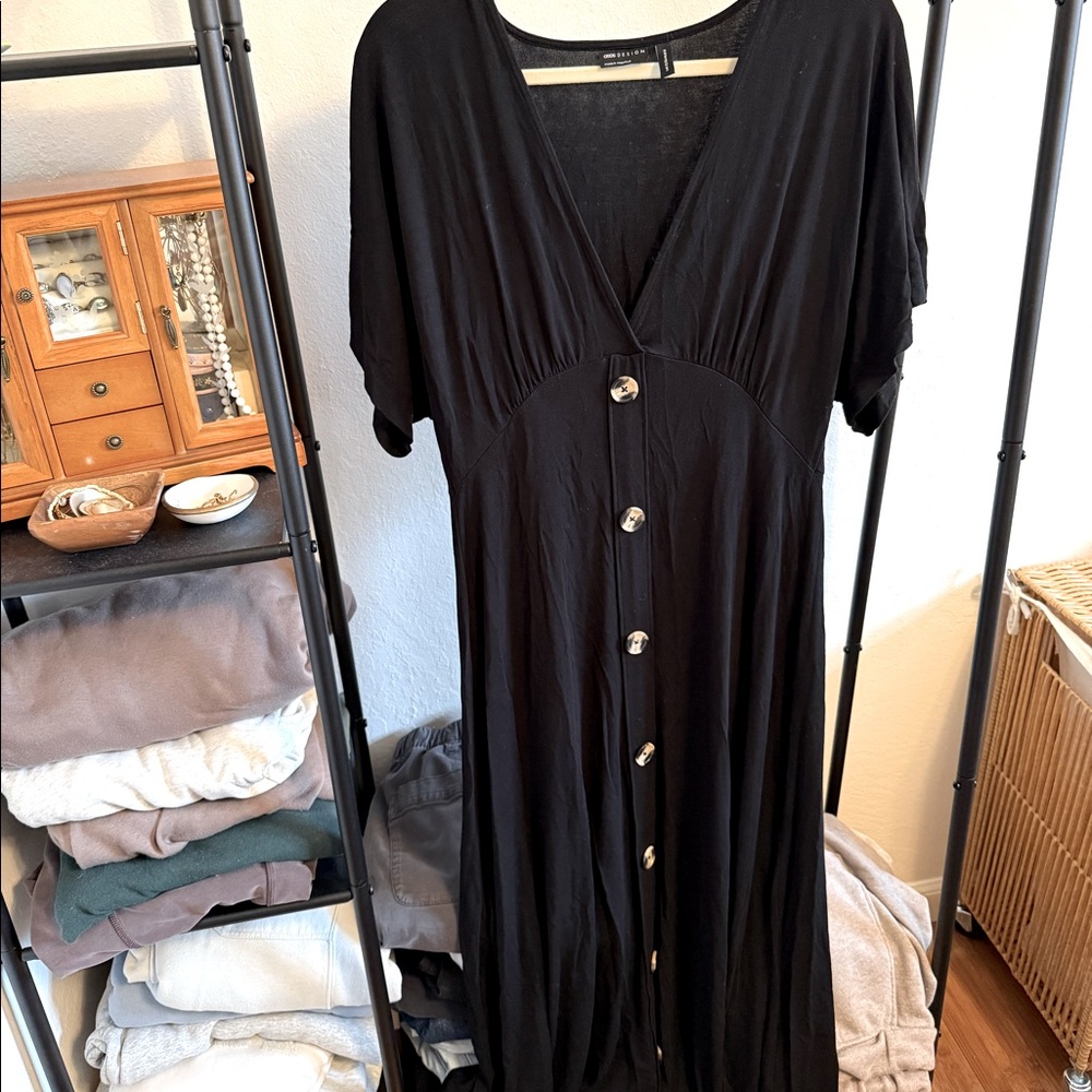 Maternity maxi dress